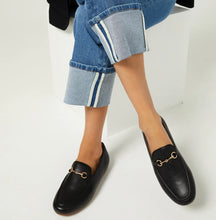 Load image into Gallery viewer, LINDEN LOAFER - BLACK